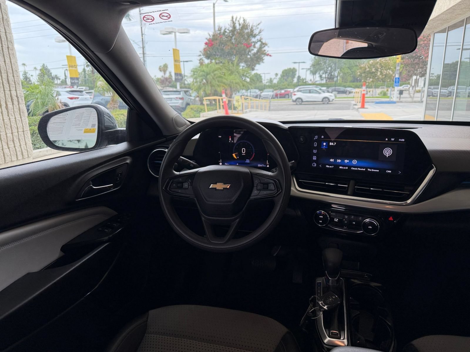 Thumbnail: 2025 Chevrolet Trax - 33
