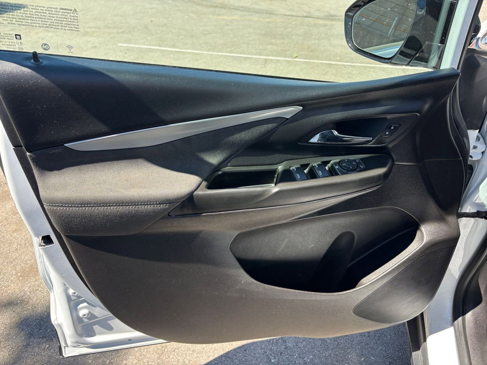 Thumbnail: 2023 Chevrolet Bolt EV - 24