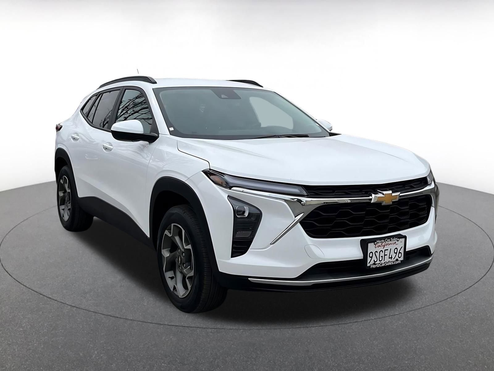 Thumbnail: 2025 Chevrolet Trax - 1