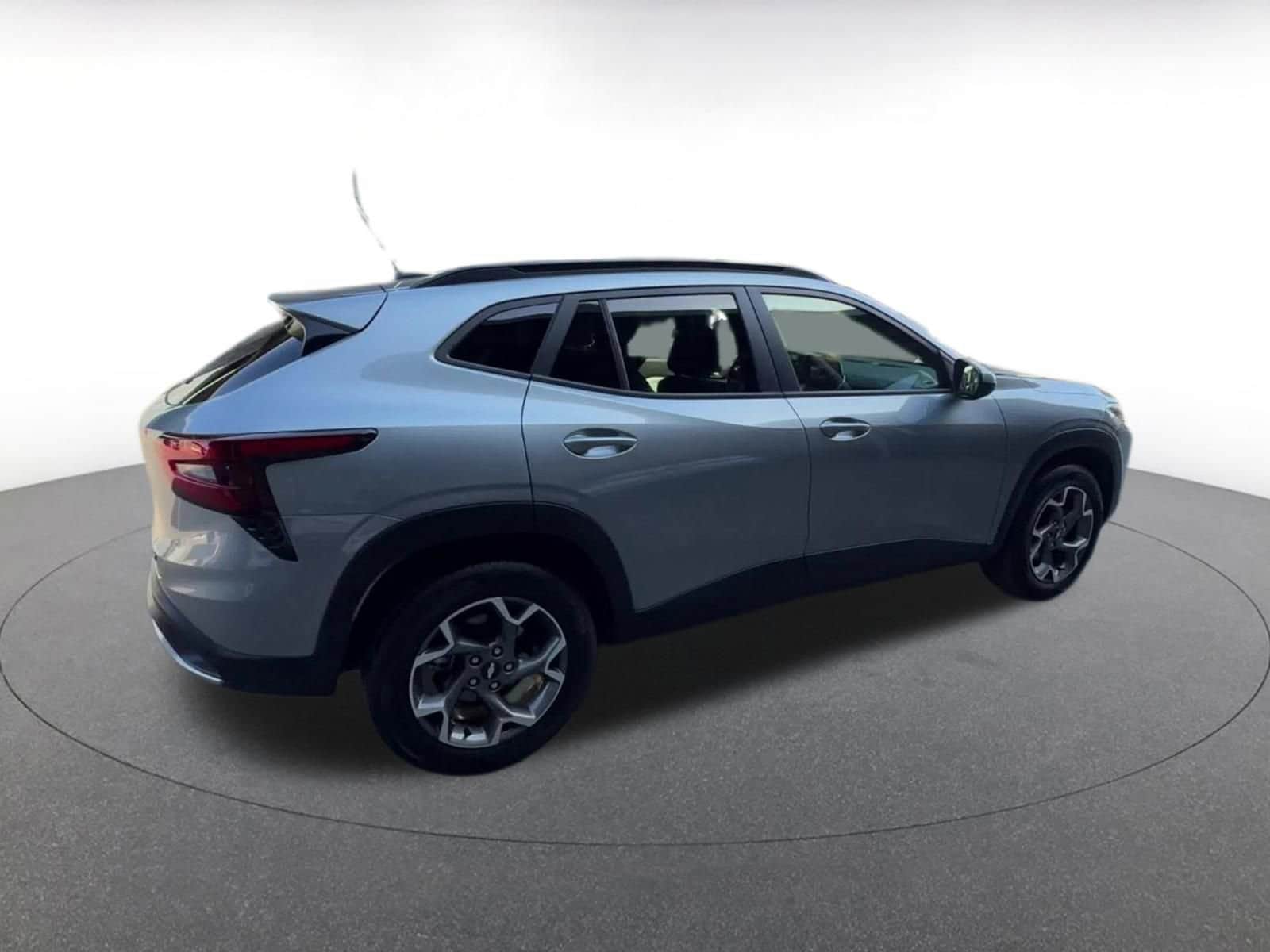 Thumbnail: 2025 Chevrolet Trax - 14