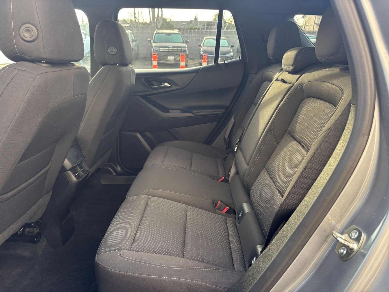 Thumbnail: 2025 Chevrolet Equinox - 25