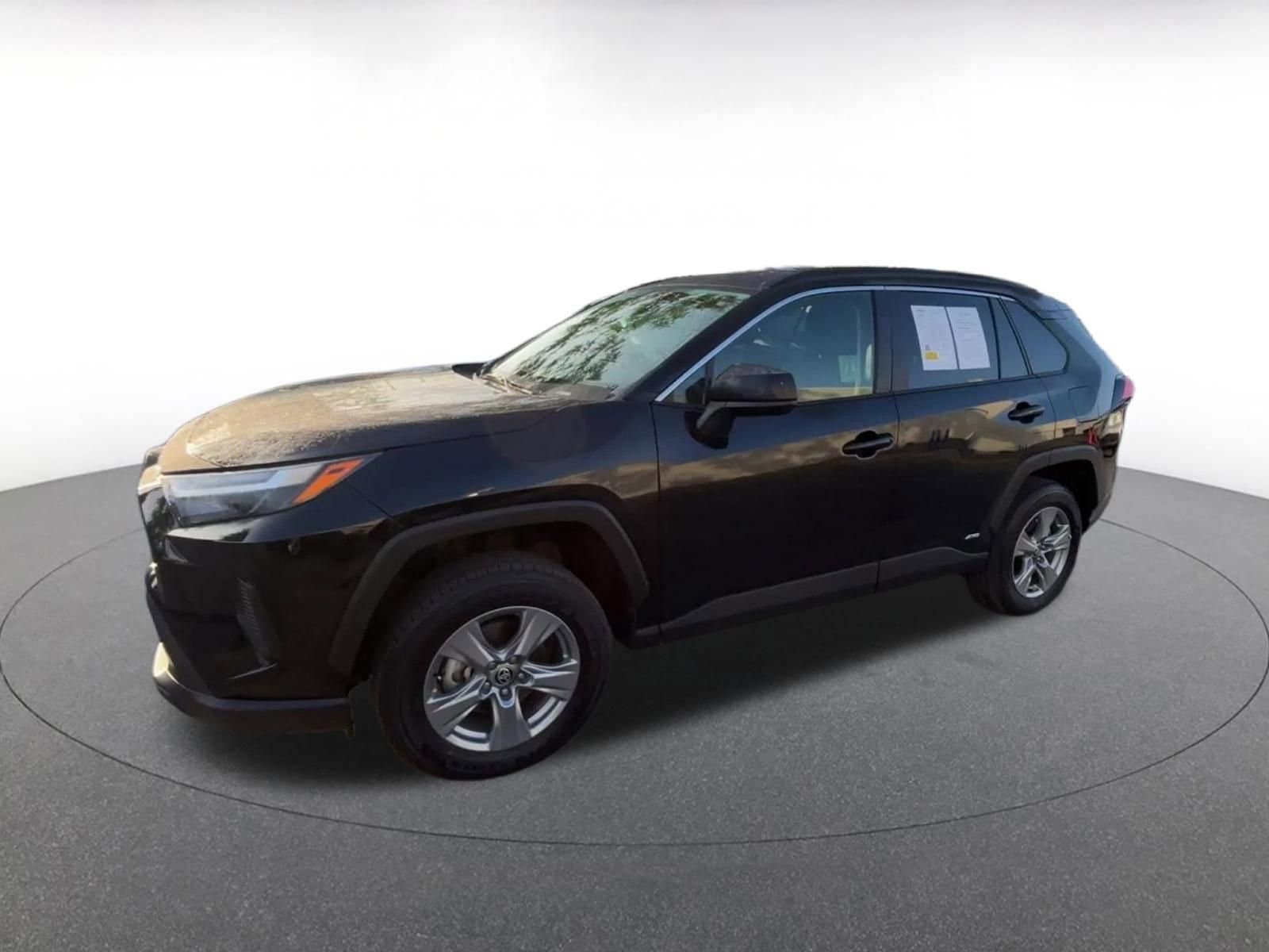 Thumbnail: 2025 Toyota RAV4 - 8