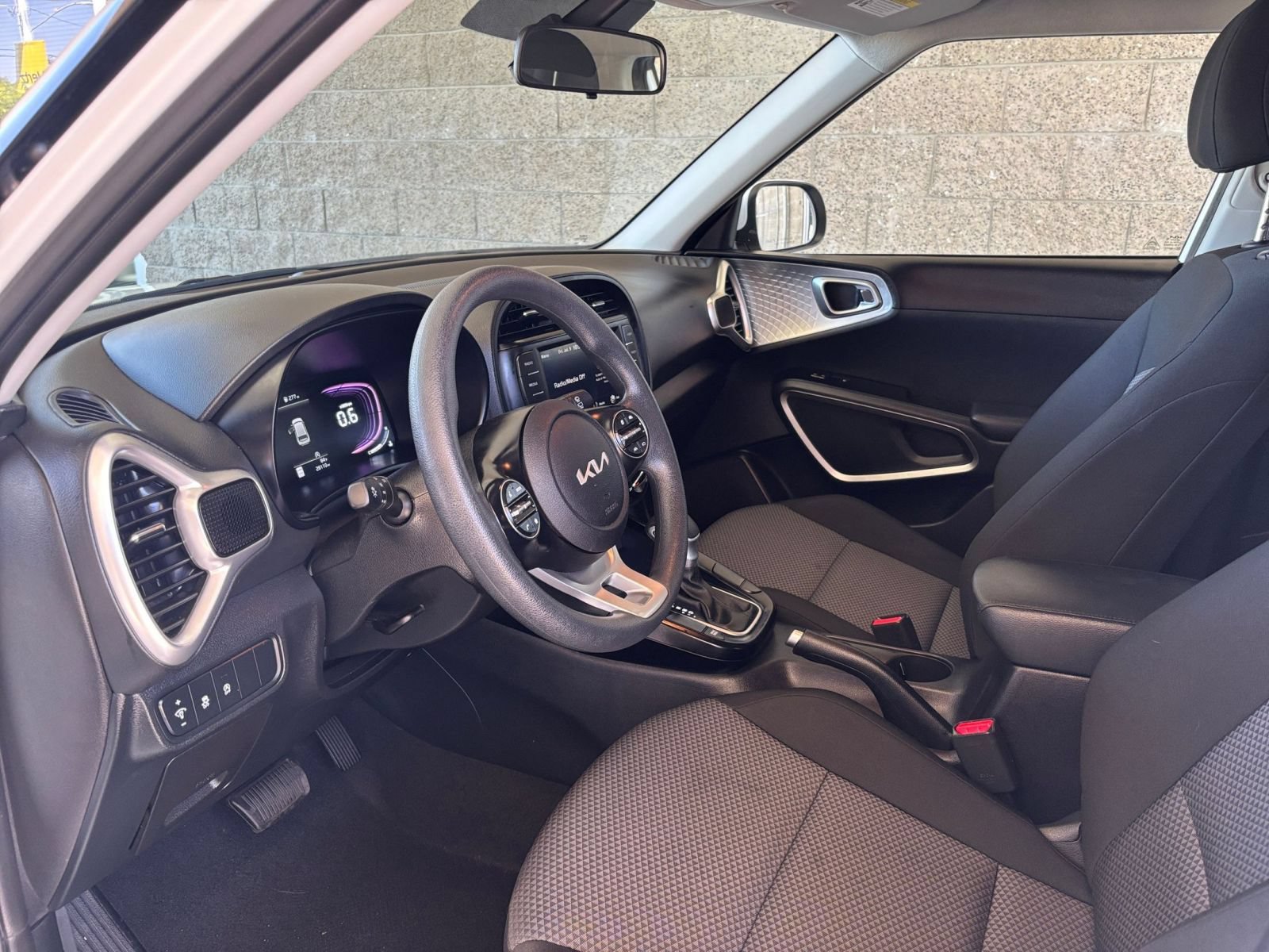 Thumbnail: 2025 Kia Soul - 32