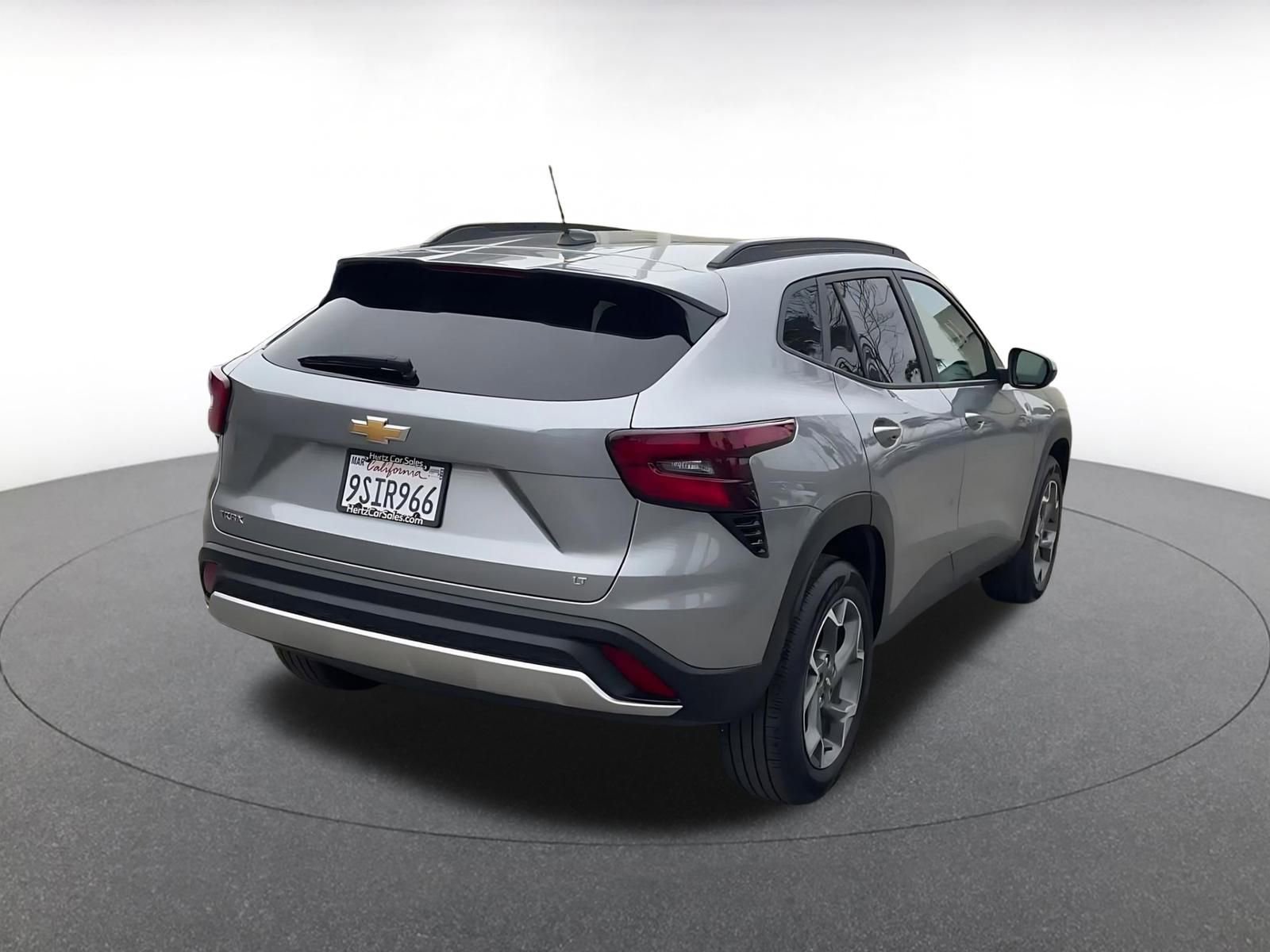 Thumbnail: 2025 Chevrolet Trax - 14