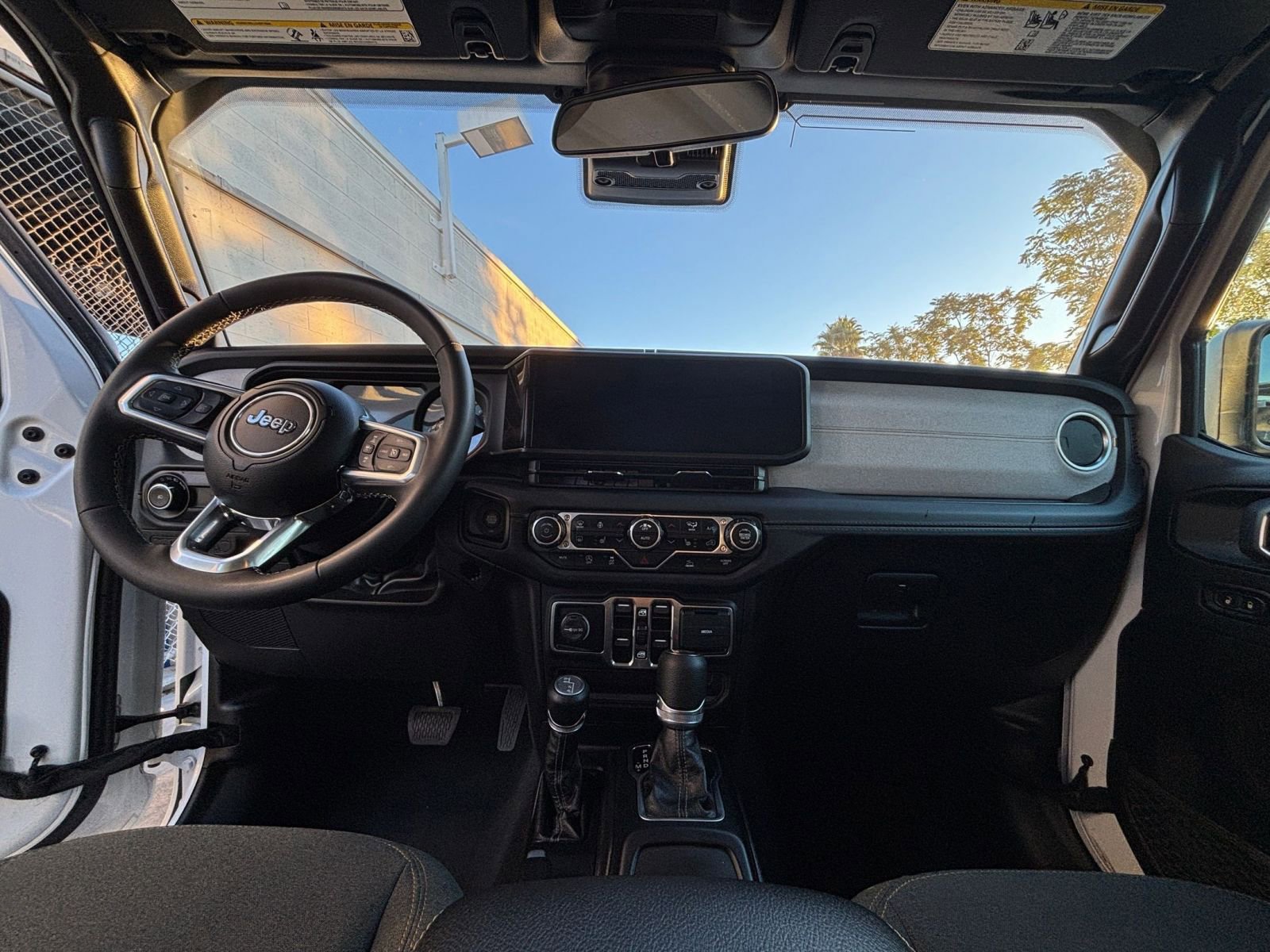 Thumbnail: 2025 Jeep Wrangler - 33