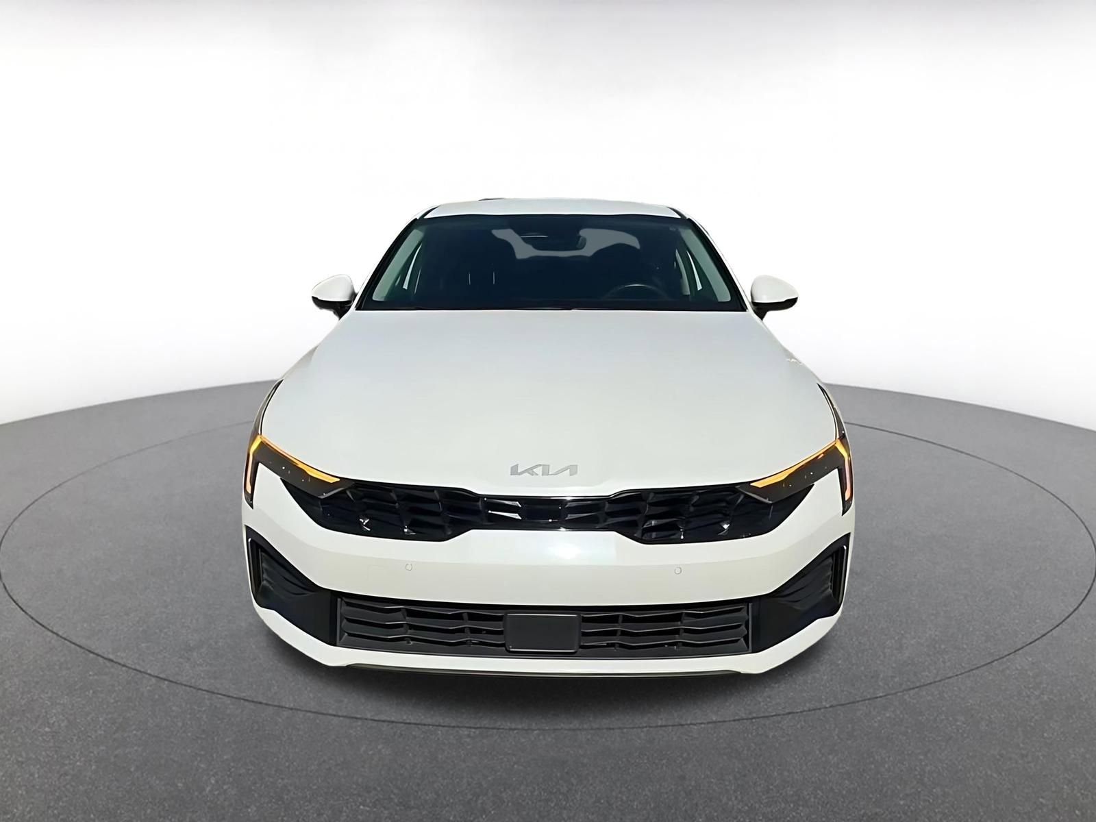 Thumbnail: 2025 Kia K5 - 4