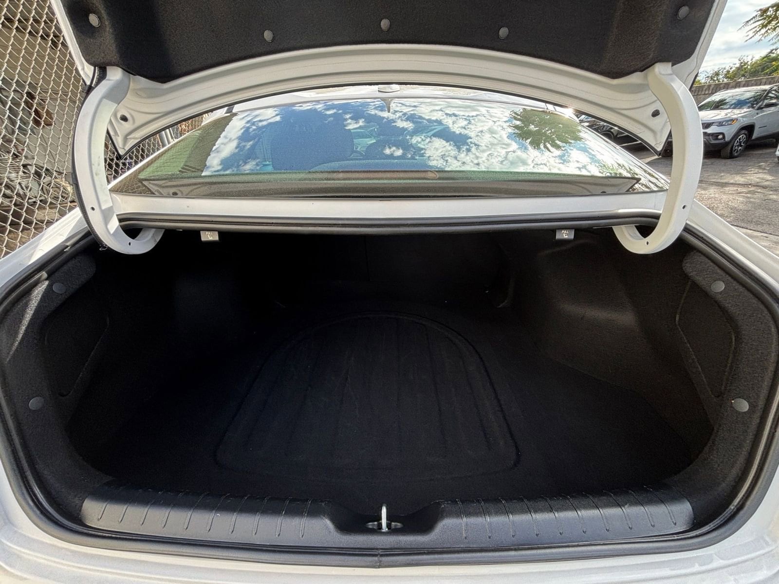 Thumbnail: 2025 Kia K4 - 31