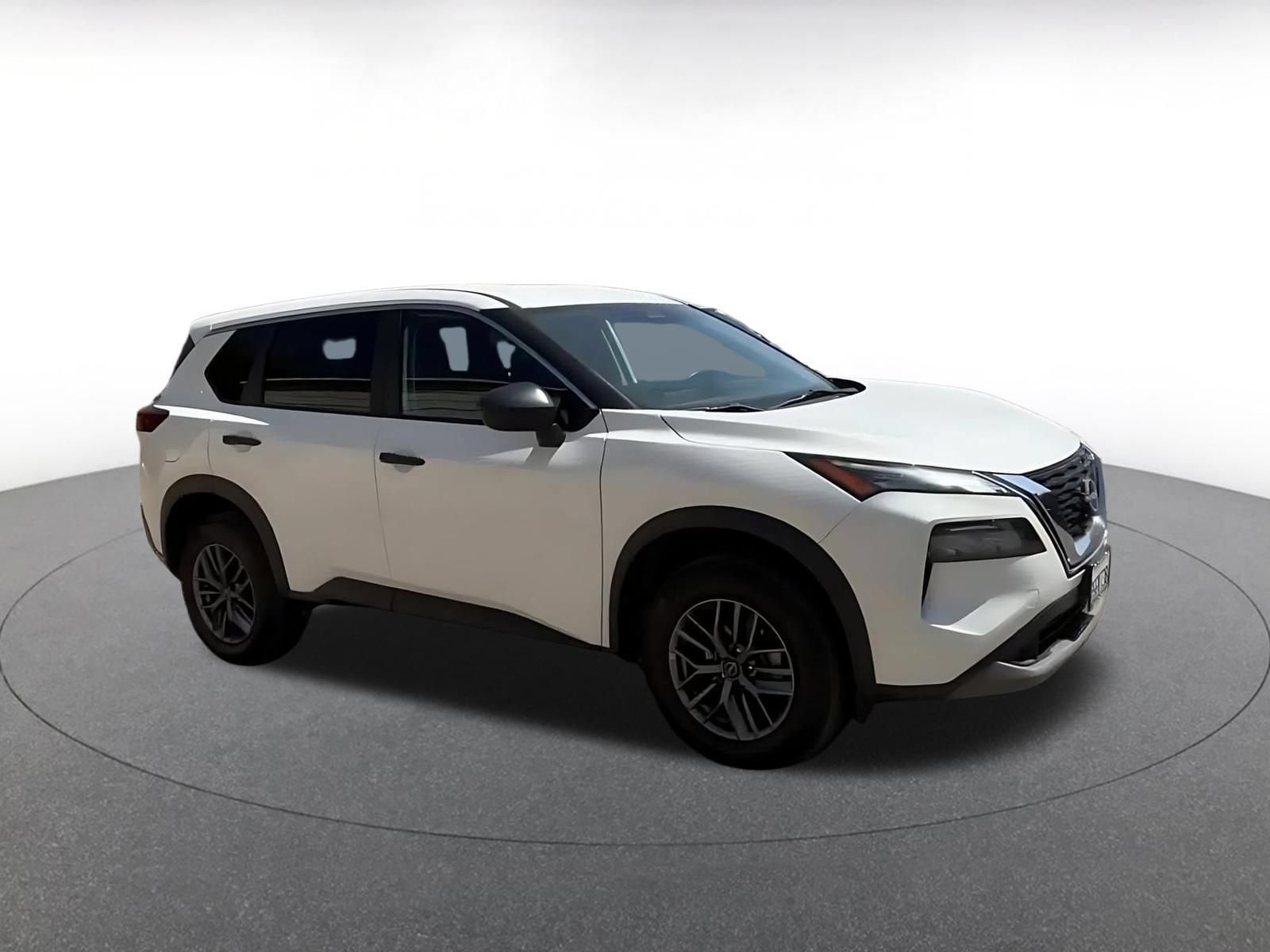 Thumbnail: 2023 Nissan Rogue - 2