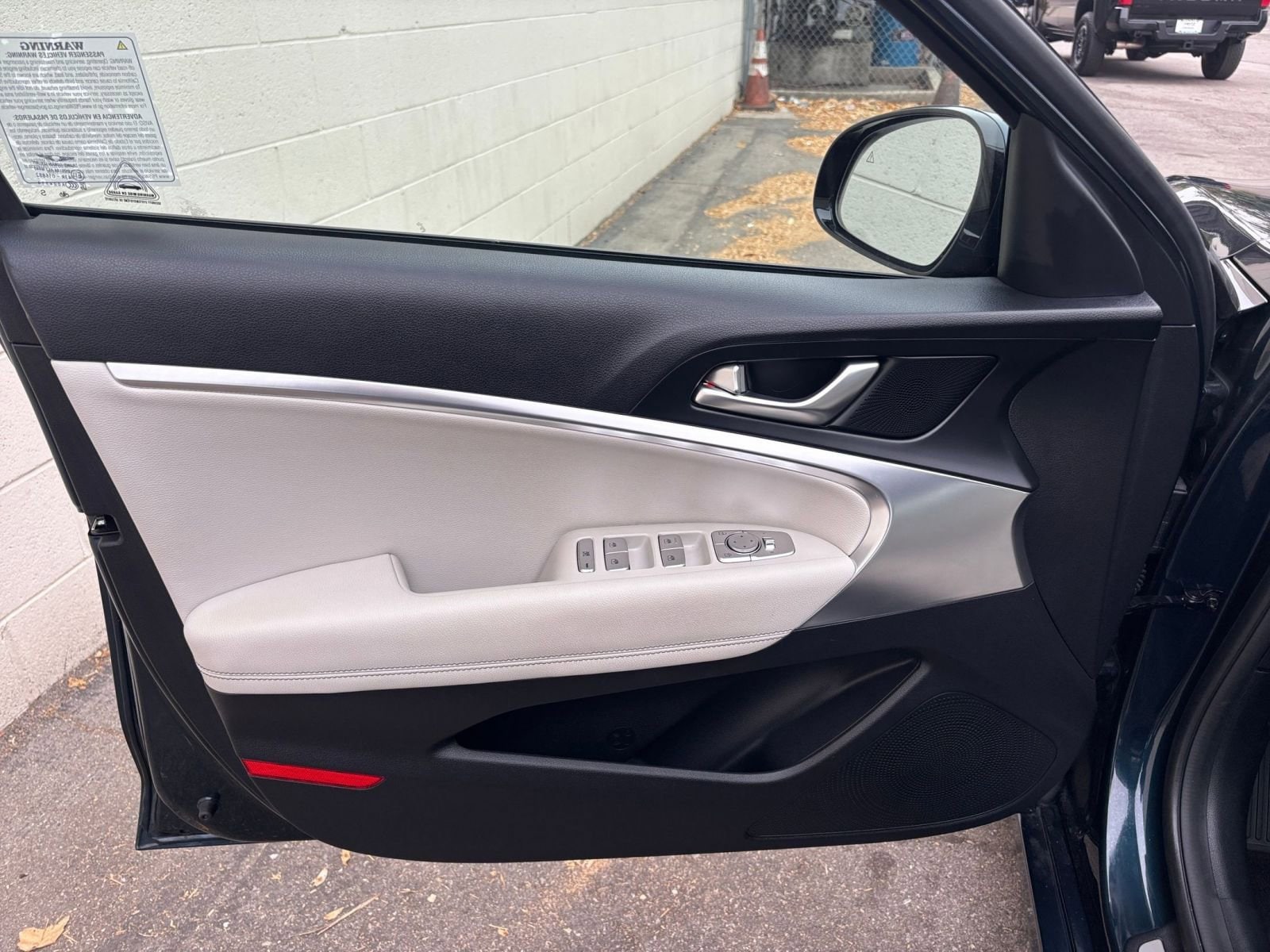 Thumbnail: 2025 Genesis G70 - 20