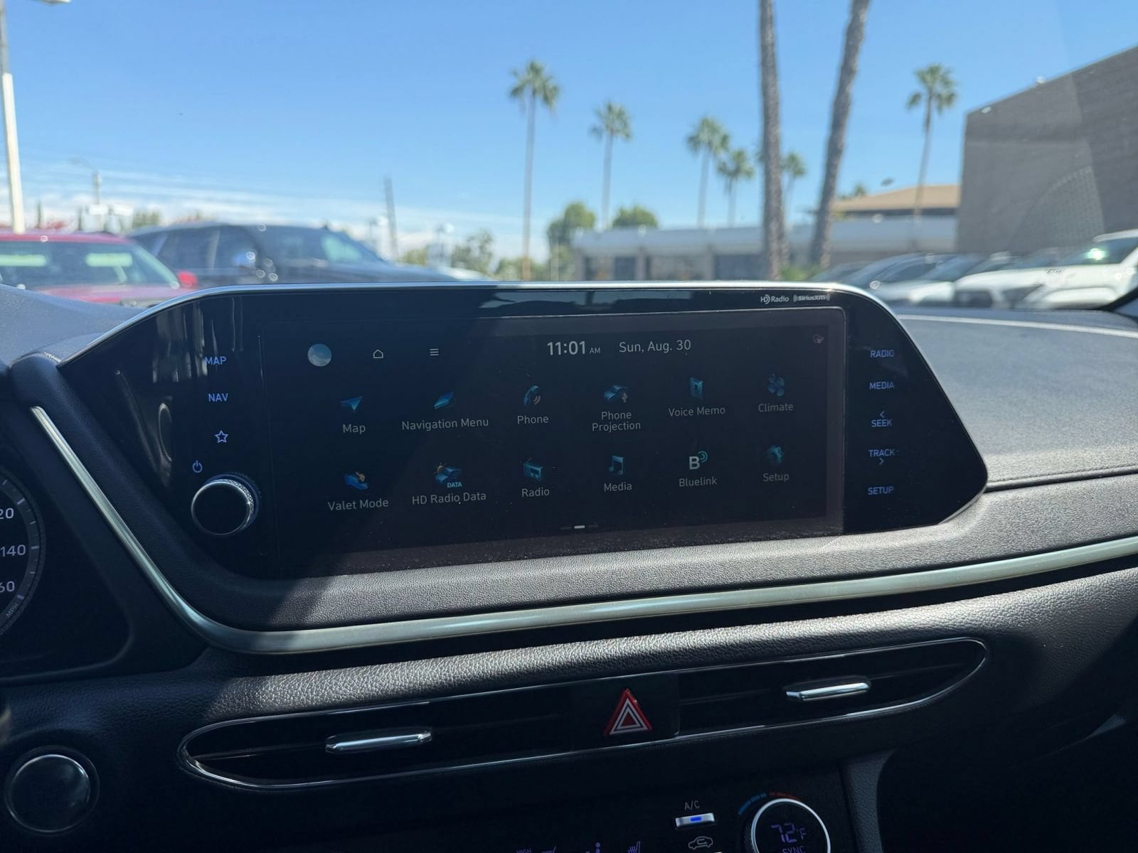 Thumbnail: 2023 Hyundai Sonata - 17