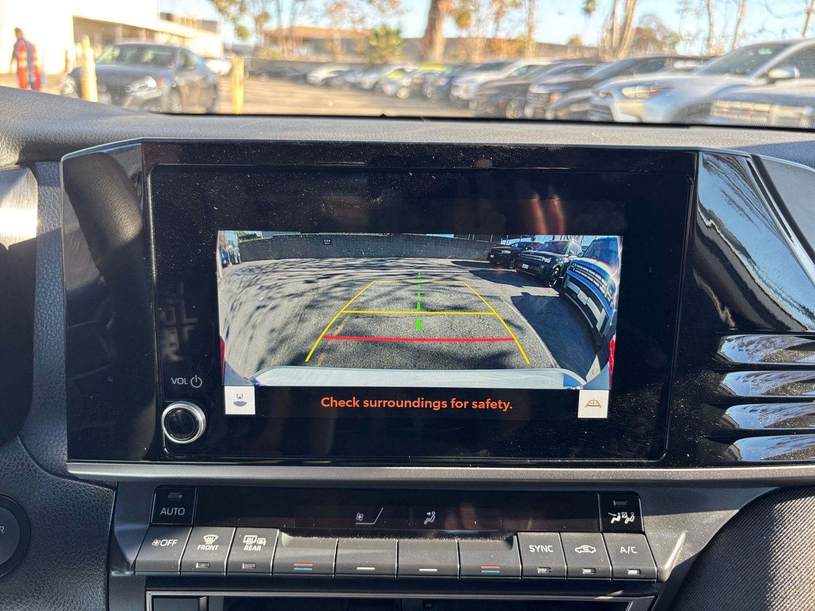 Thumbnail: 2025 Toyota Camry - 17