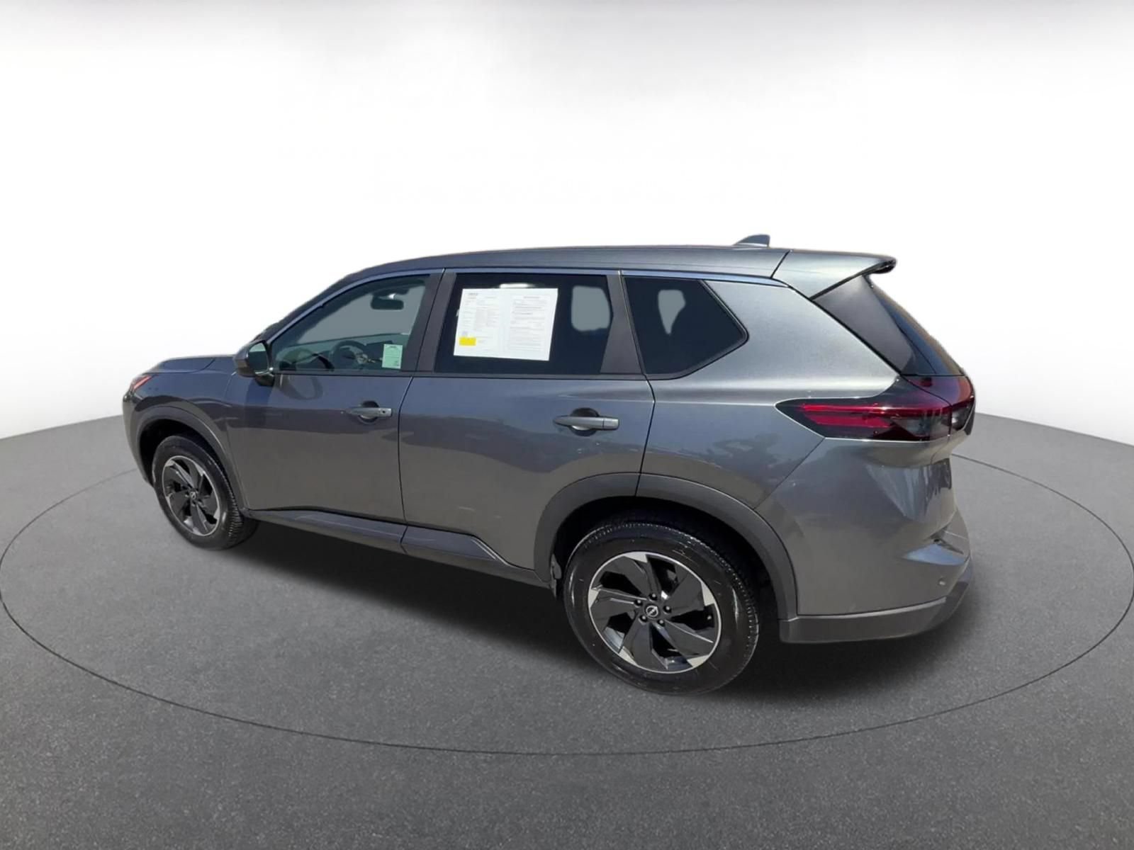 Thumbnail: 2025 Nissan Rogue - 10