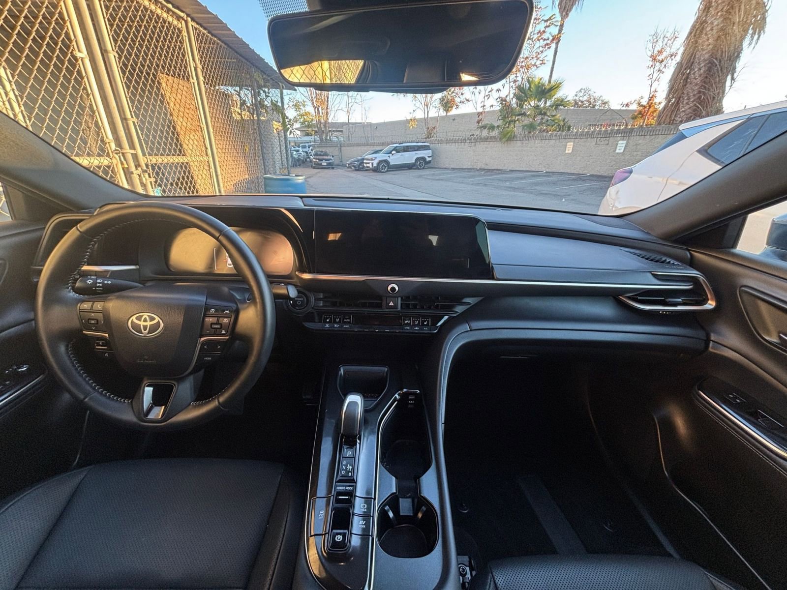 Thumbnail: 2025 Toyota Crown - 33