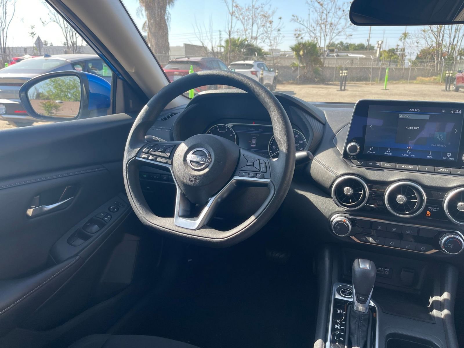 Thumbnail: 2025 Nissan Sentra - 32