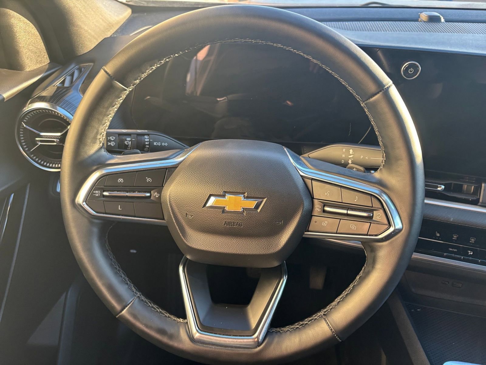 Thumbnail: 2025 Chevrolet Equinox - 28