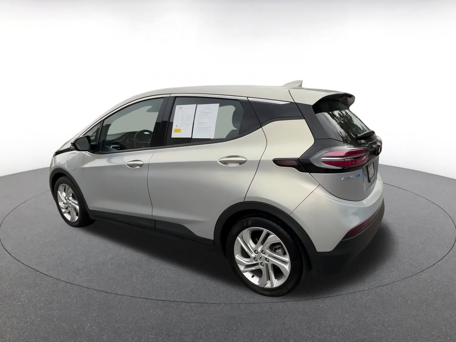 Thumbnail: 2023 Chevrolet Bolt EV - 10