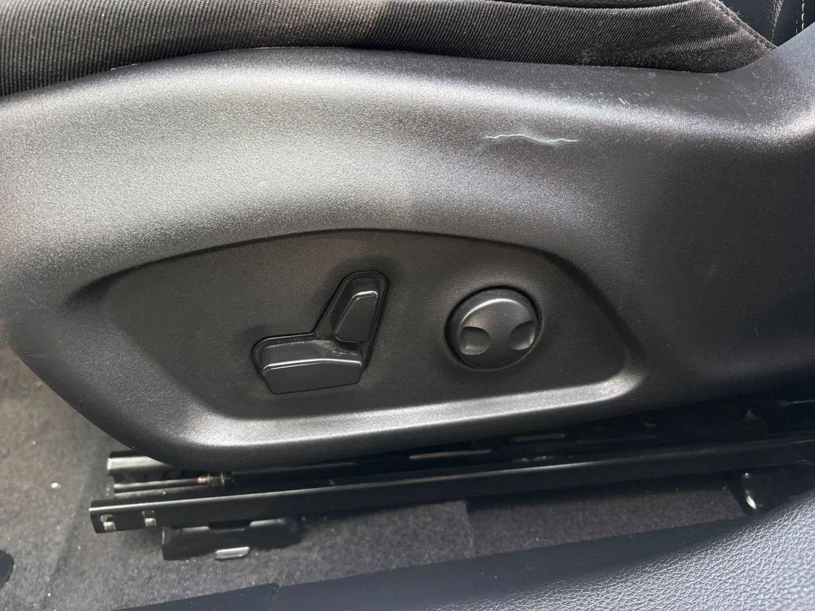 Thumbnail: 2025 Jeep Compass - 23