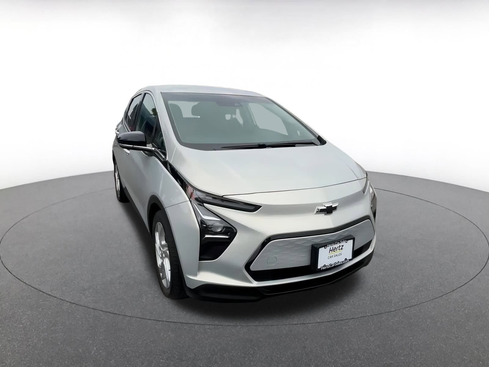 Thumbnail: 2023 Chevrolet Bolt EV - 3