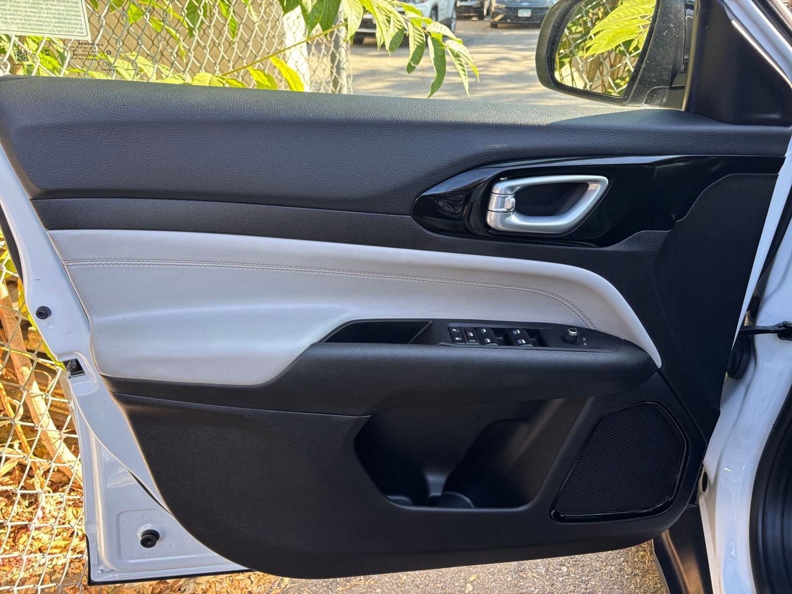 Thumbnail: 2025 Jeep Compass - 20