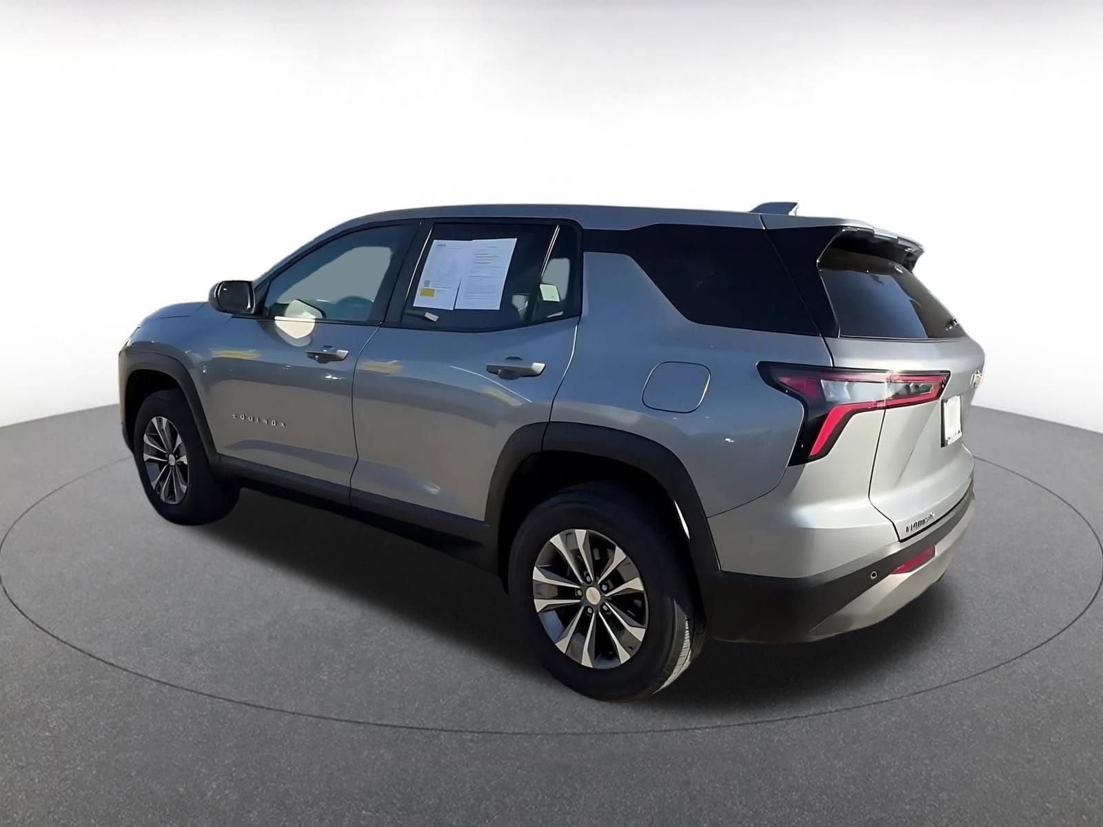 Thumbnail: 2025 Chevrolet Equinox - 10