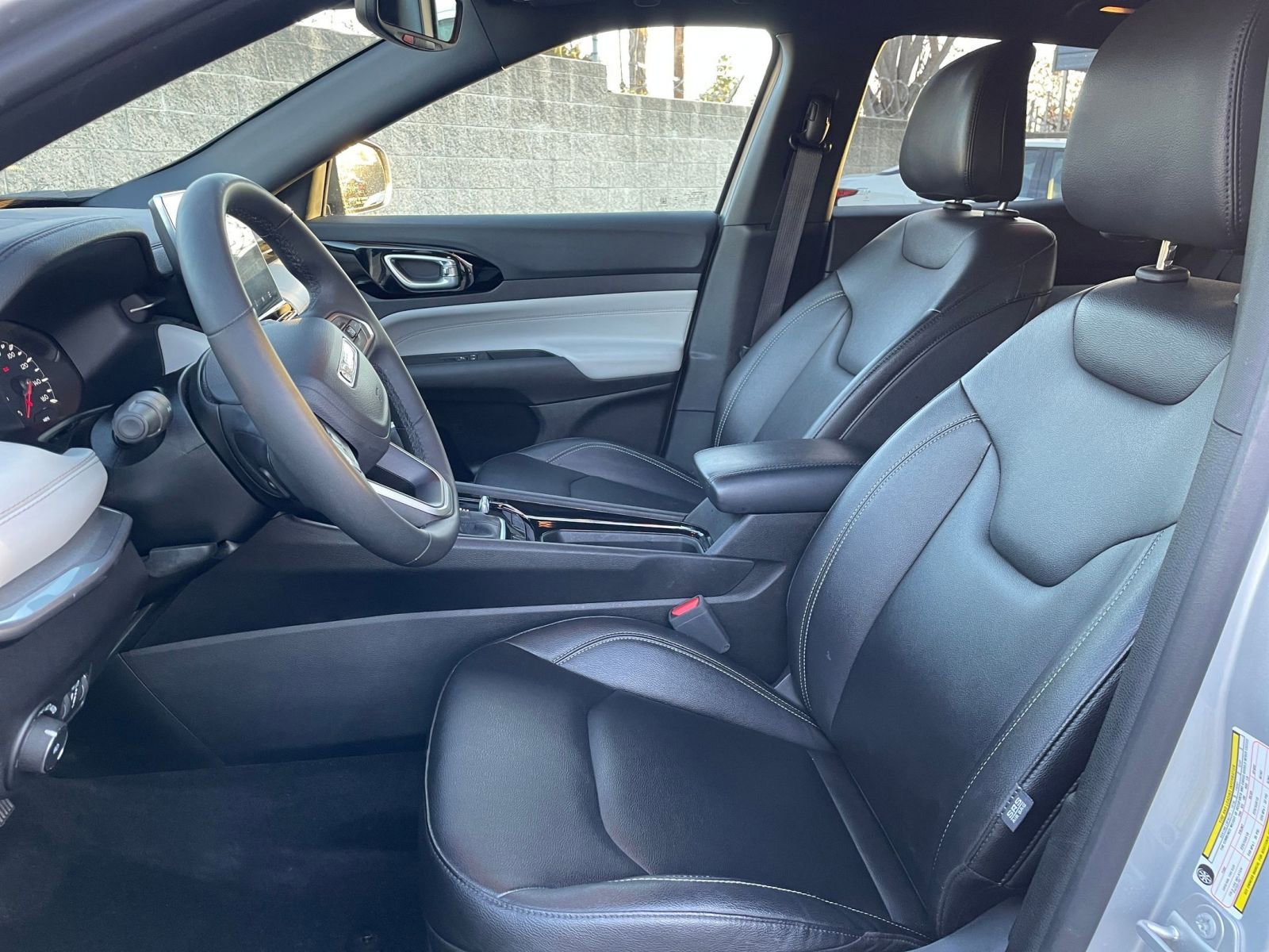 Thumbnail: 2025 Jeep Compass - 29