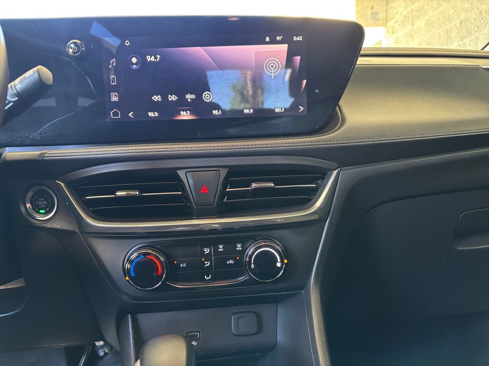 Thumbnail: 2025 Buick Encore GX - 16