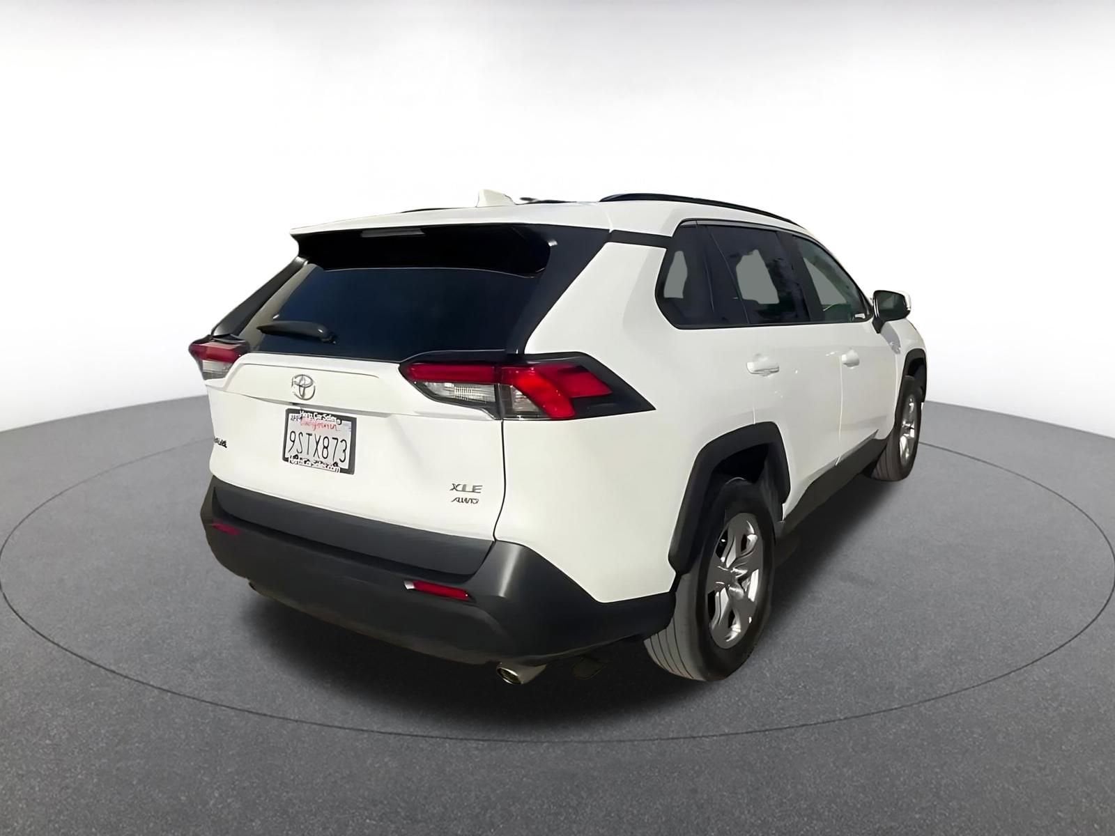 Thumbnail: 2025 Toyota RAV4 - 15