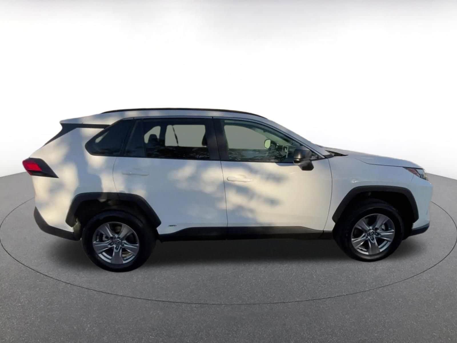 Thumbnail: 2025 Toyota RAV4 - 25