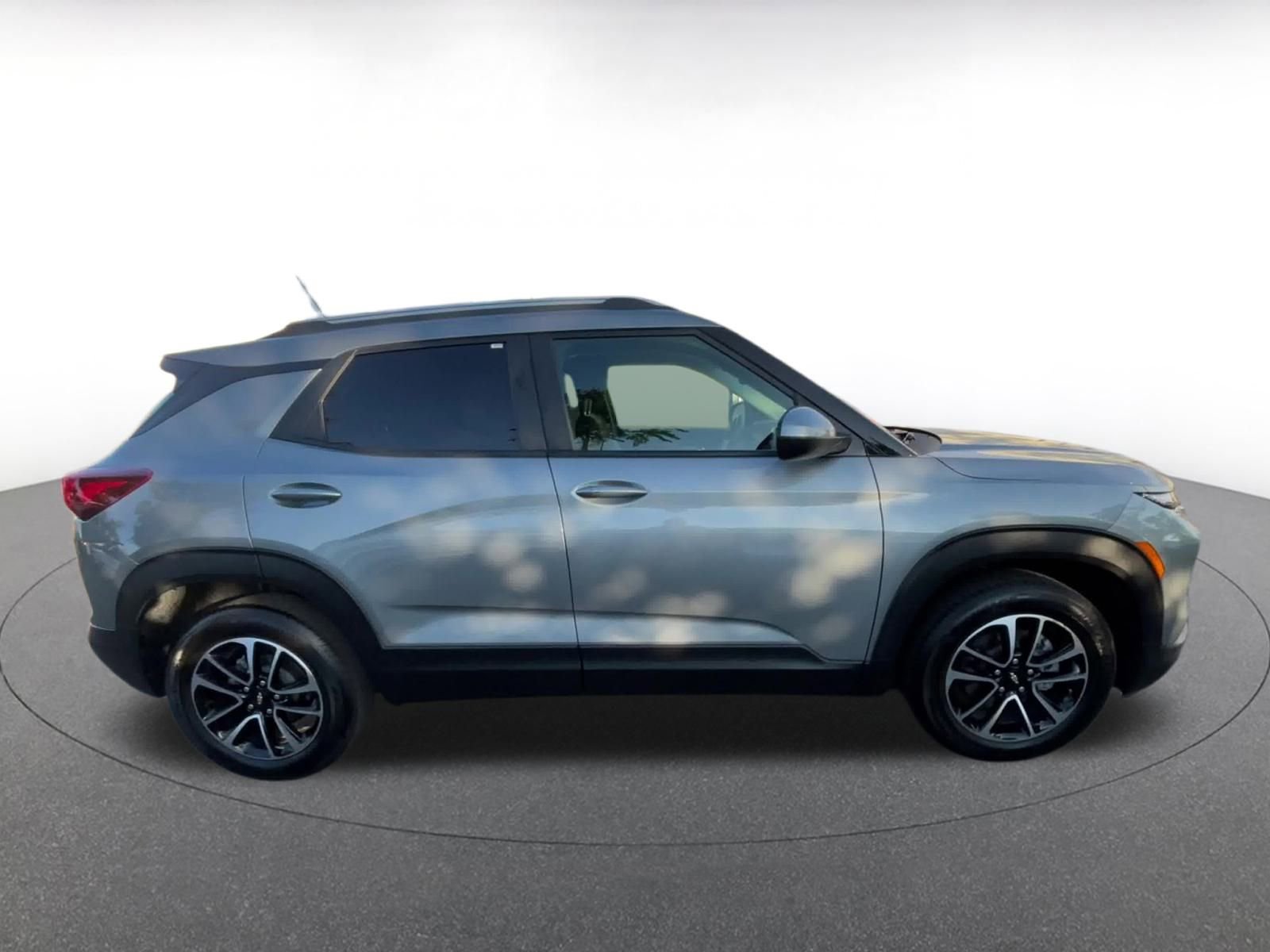 Thumbnail: 2024 Chevrolet TrailBlazer - 16