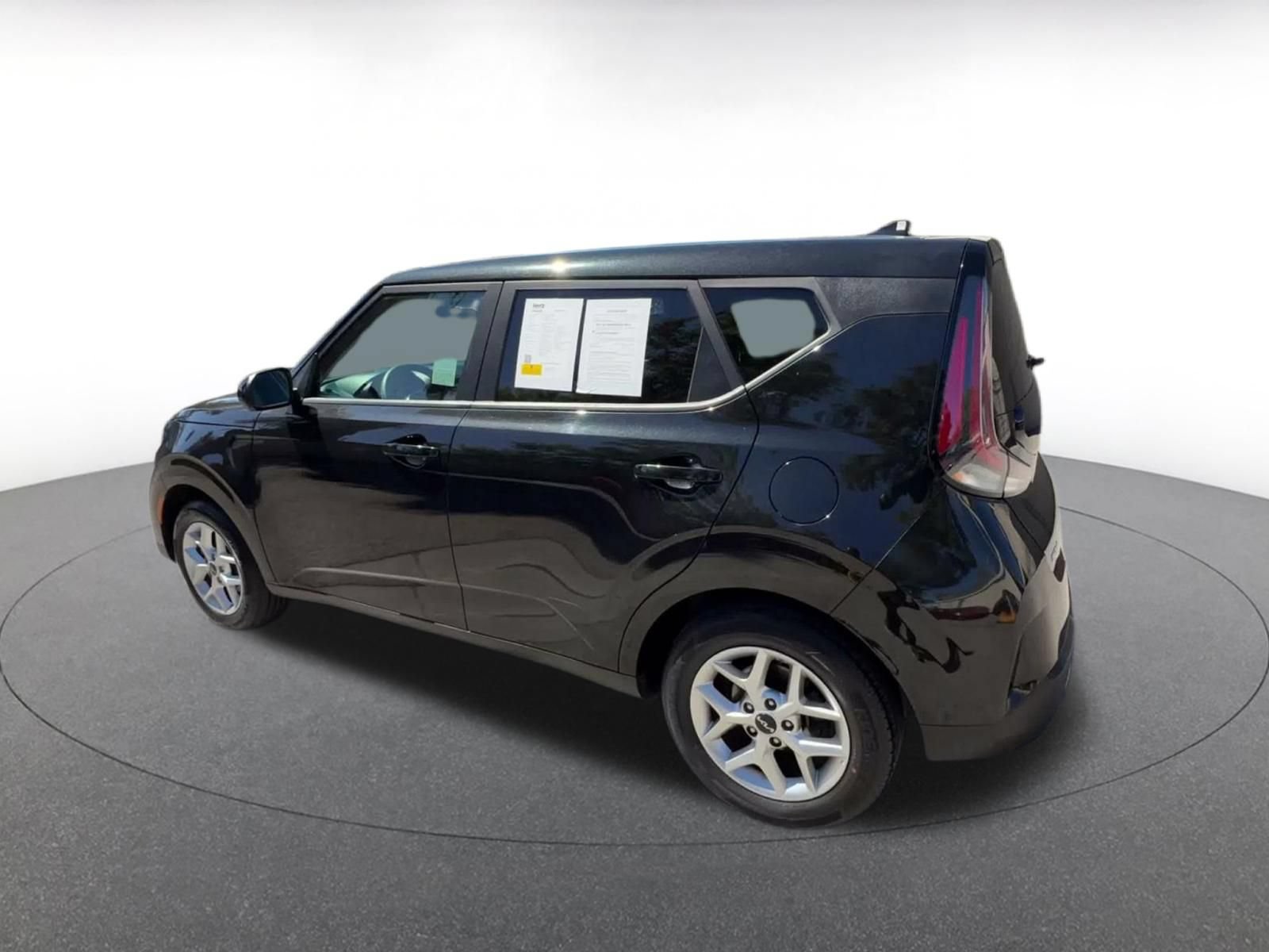 Thumbnail: 2025 Kia Soul - 9
