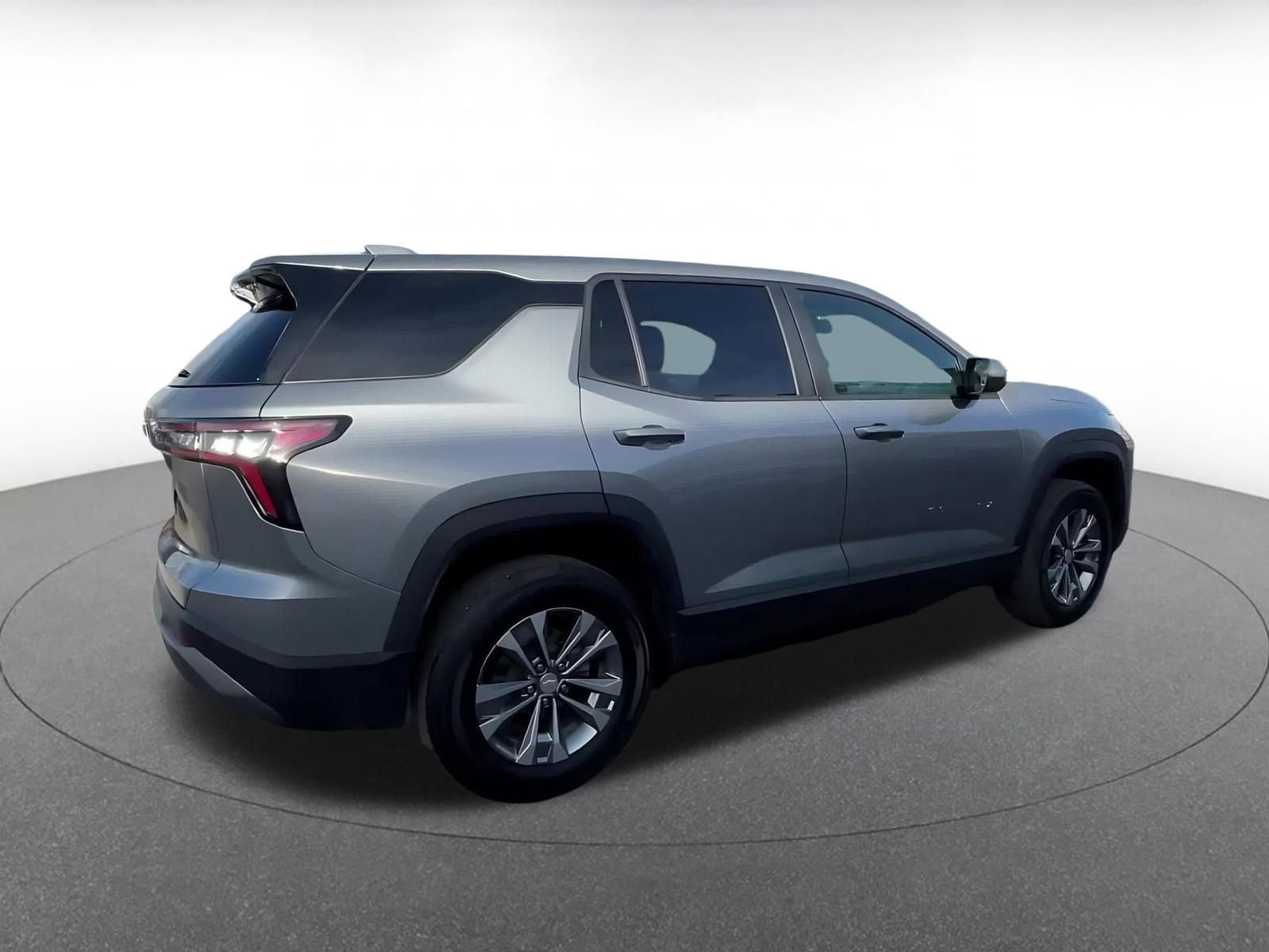 Thumbnail: 2025 Chevrolet Equinox - 15