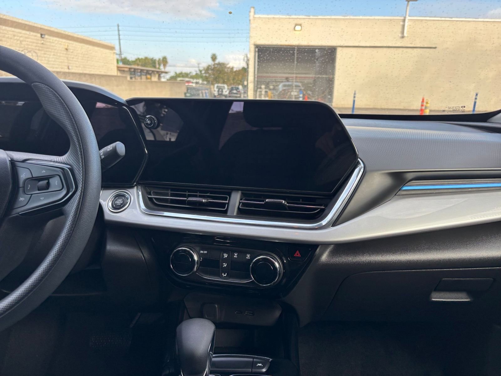 Thumbnail: 2025 Chevrolet Trax - 18