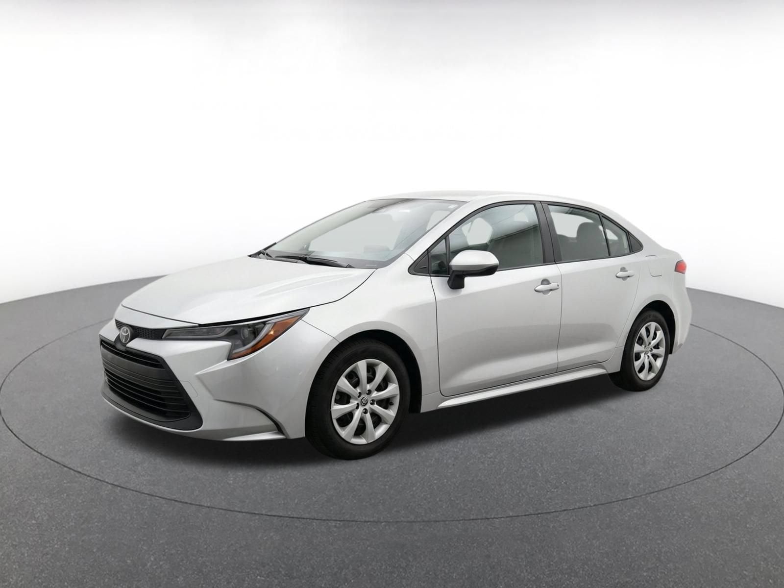 Thumbnail: 2025 Toyota Corolla - 3