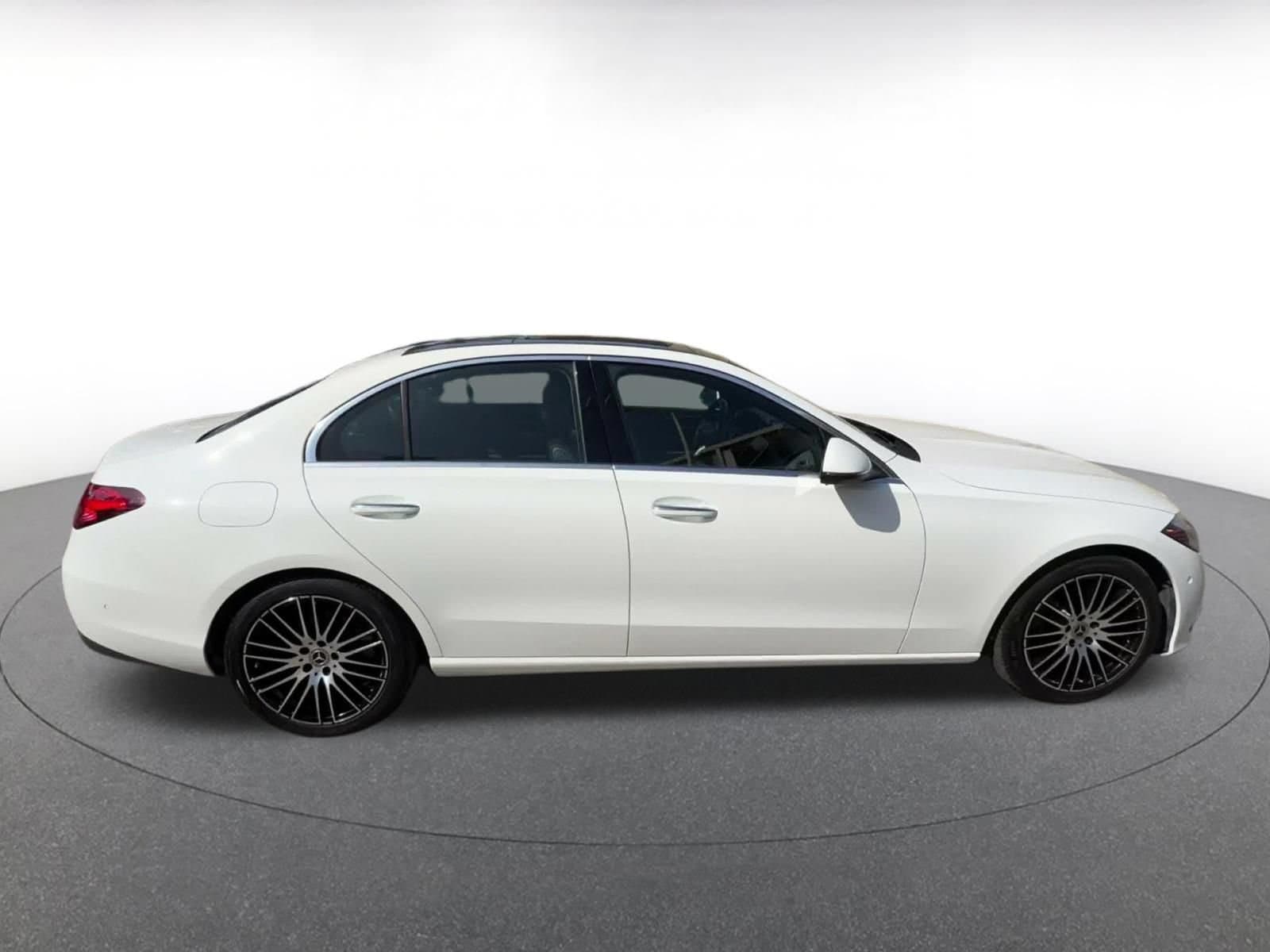 Thumbnail: 2024 Mercedes-Benz C-Class - 16