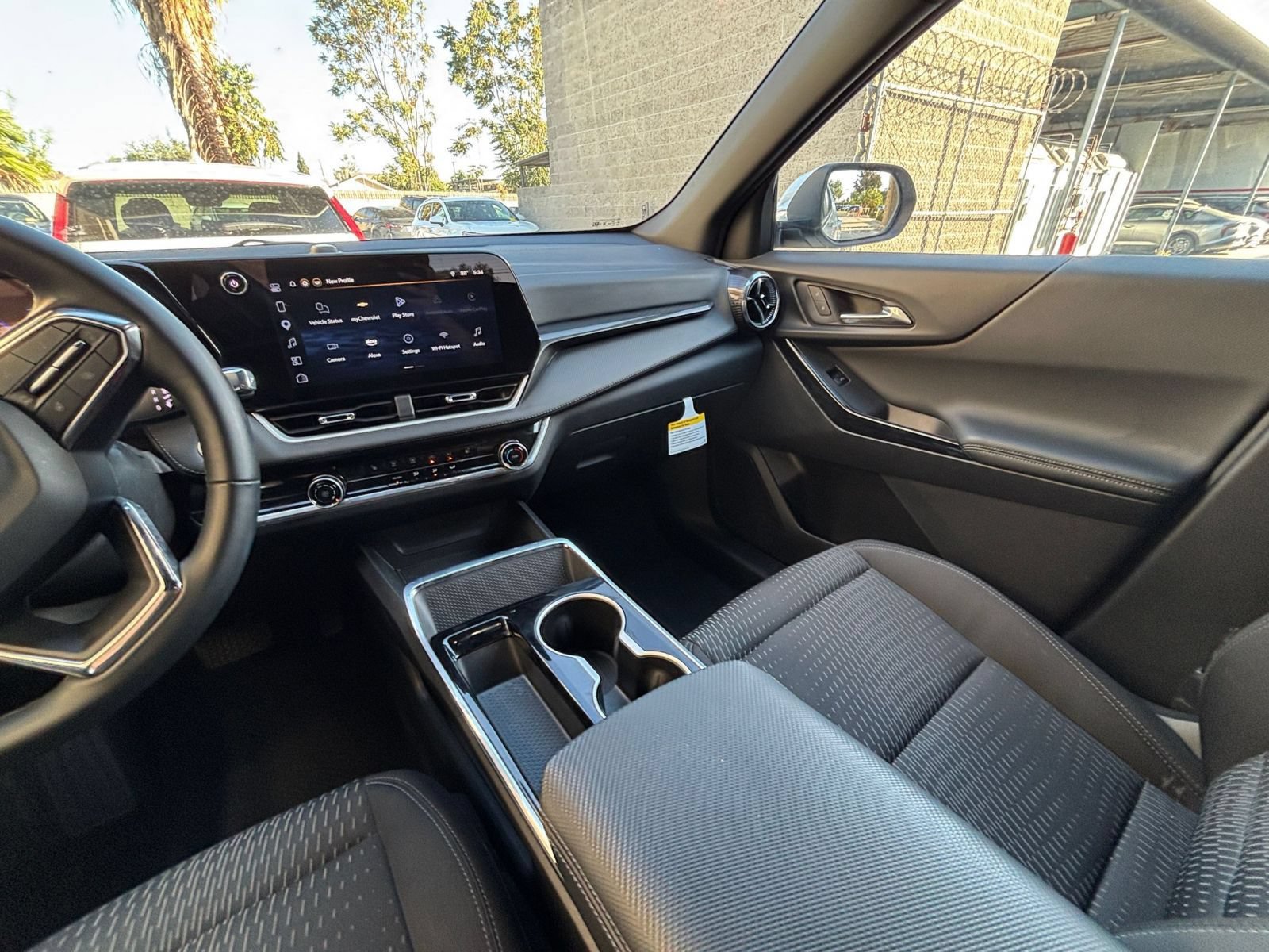 Thumbnail: 2025 Chevrolet Equinox - 34