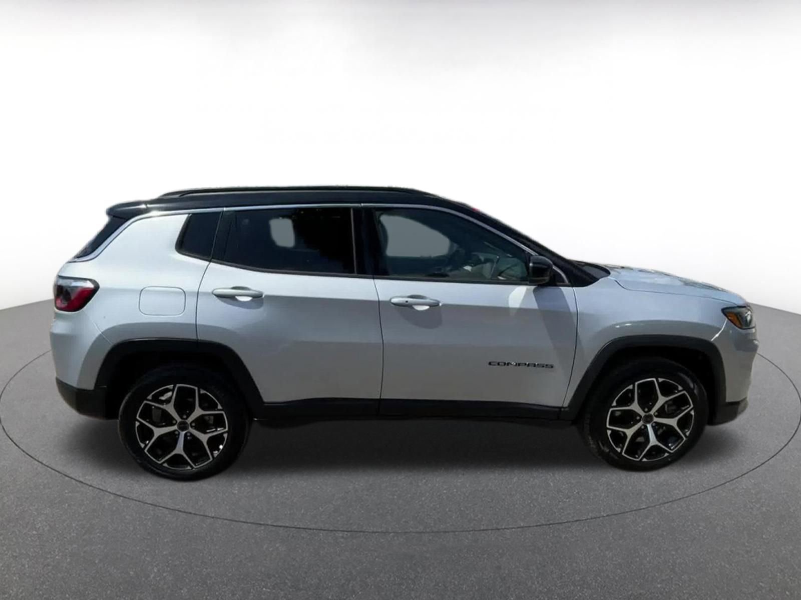 Thumbnail: 2025 Jeep Compass - 16