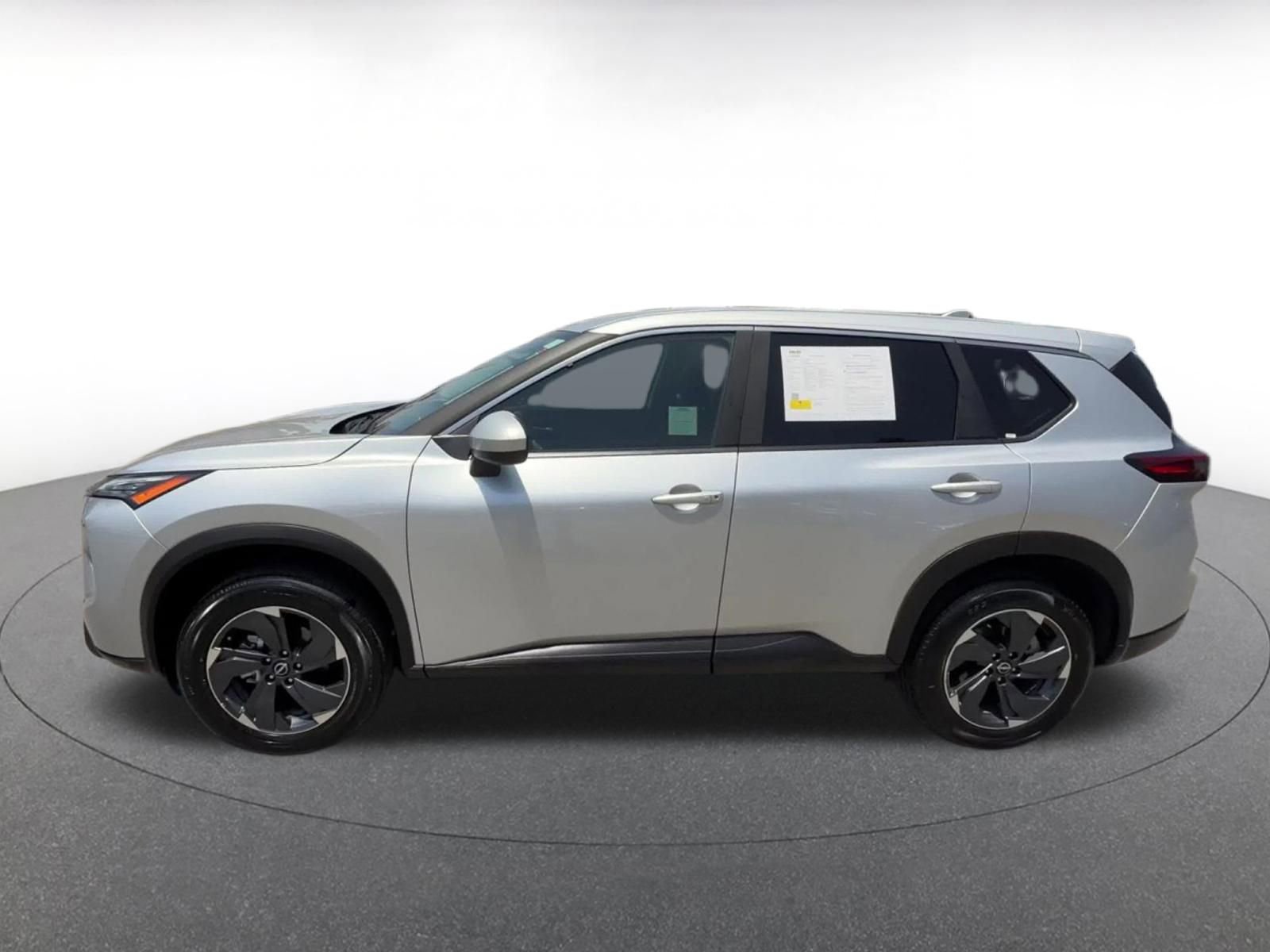 Thumbnail: 2025 Nissan Rogue - 9