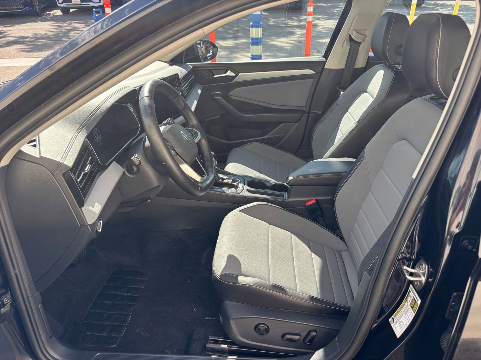 Thumbnail: 2025 Volkswagen Jetta - 27