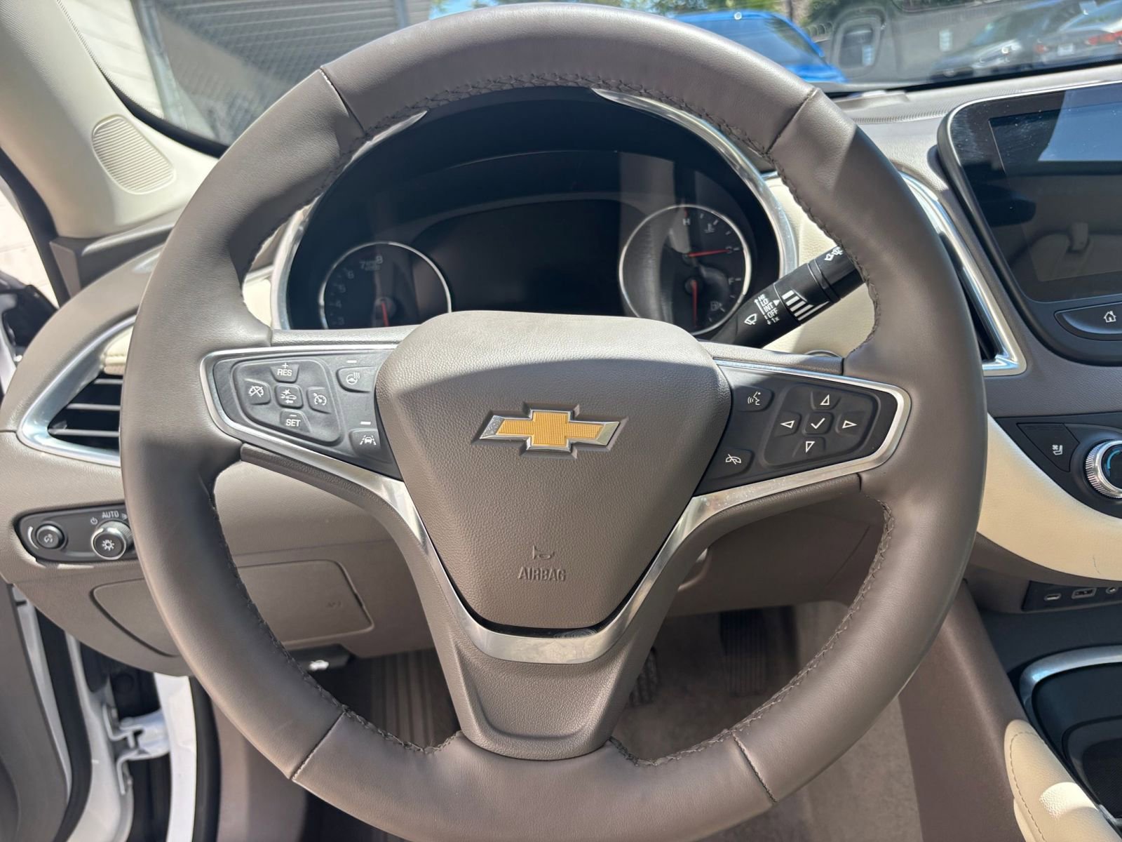 Thumbnail: 2024 Chevrolet Malibu - 28