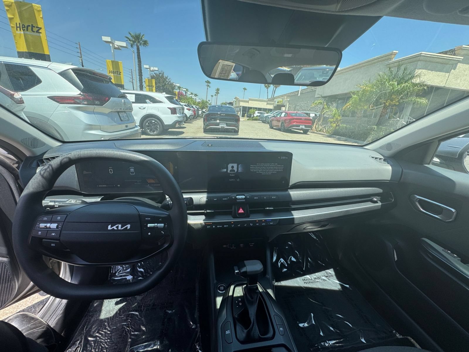 Thumbnail: 2025 Kia K4 - 31