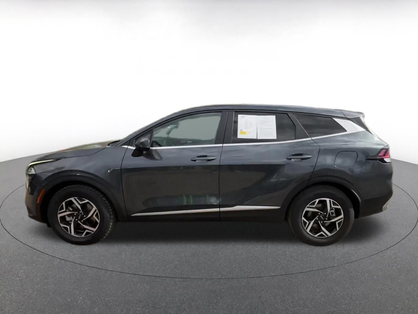 Thumbnail: 2025 Kia Sportage - 9