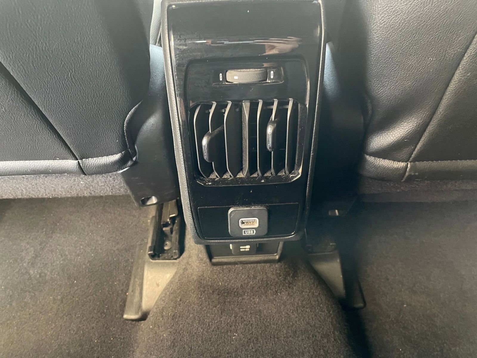 Thumbnail: 2025 Jeep Compass - 23