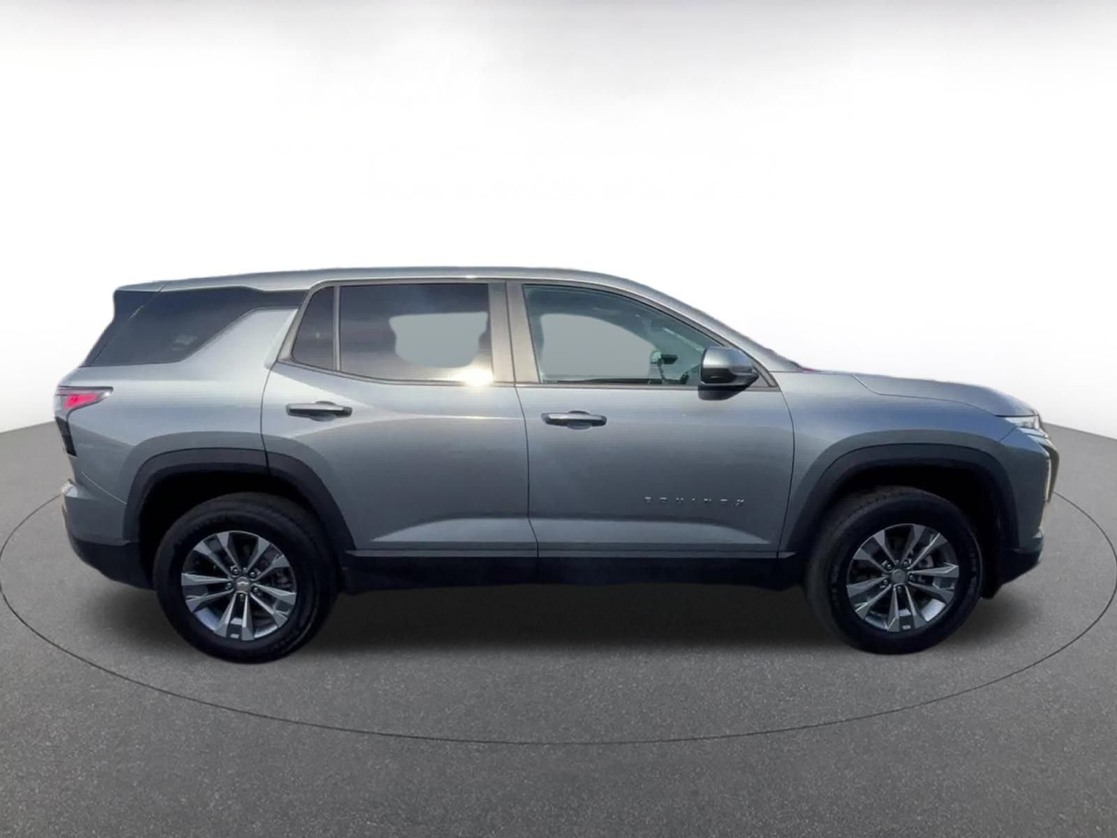 Thumbnail: 2025 Chevrolet Equinox - 16