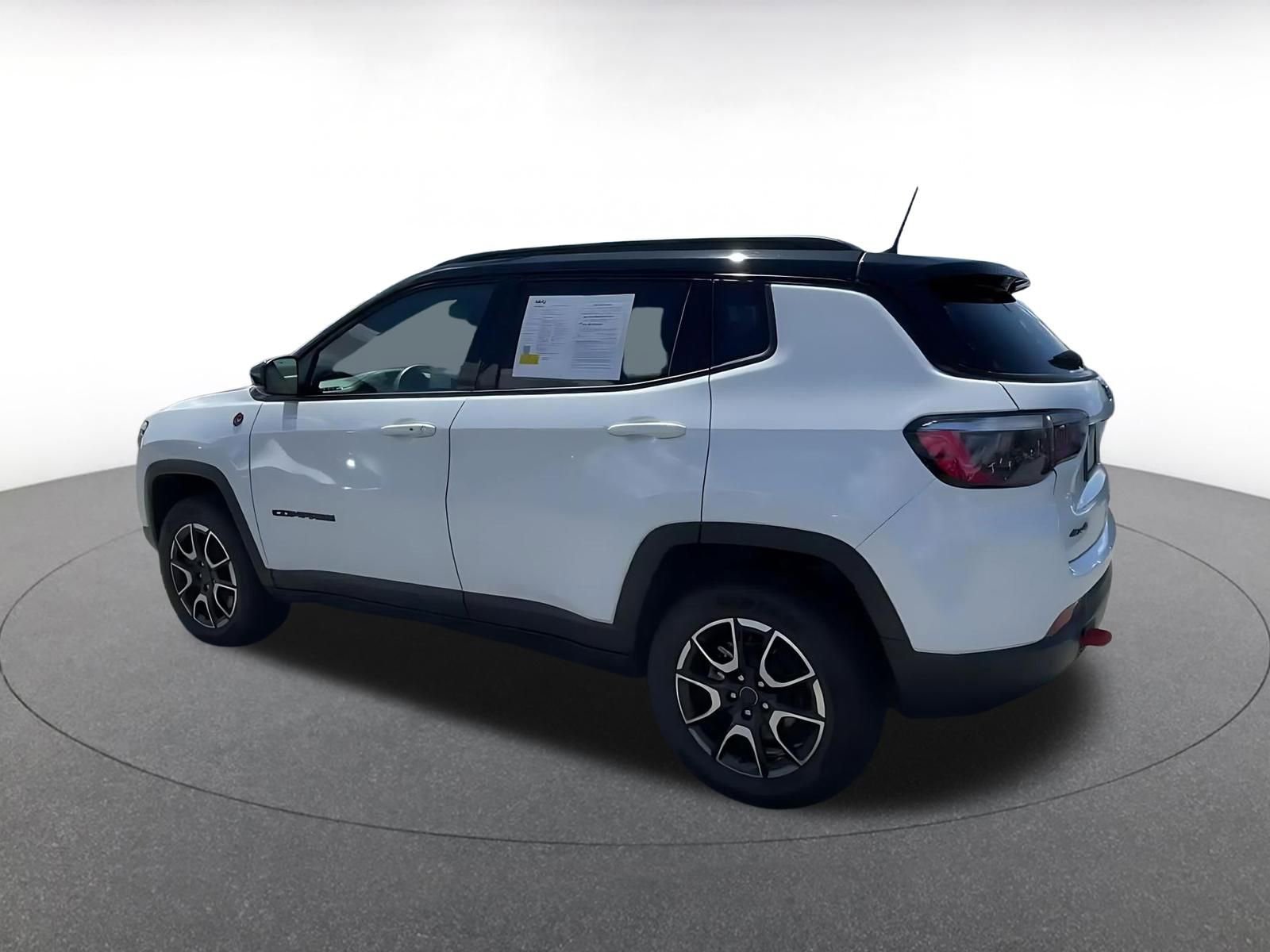 Thumbnail: 2025 Jeep Compass - 10