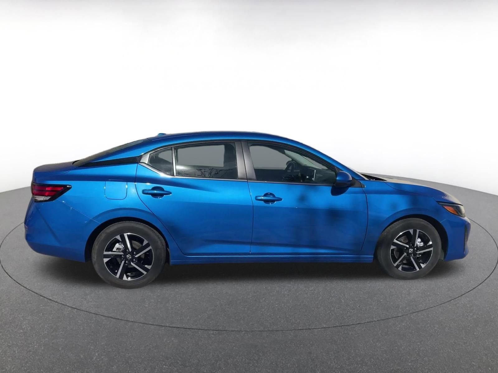 Thumbnail: 2025 Nissan Sentra - 15