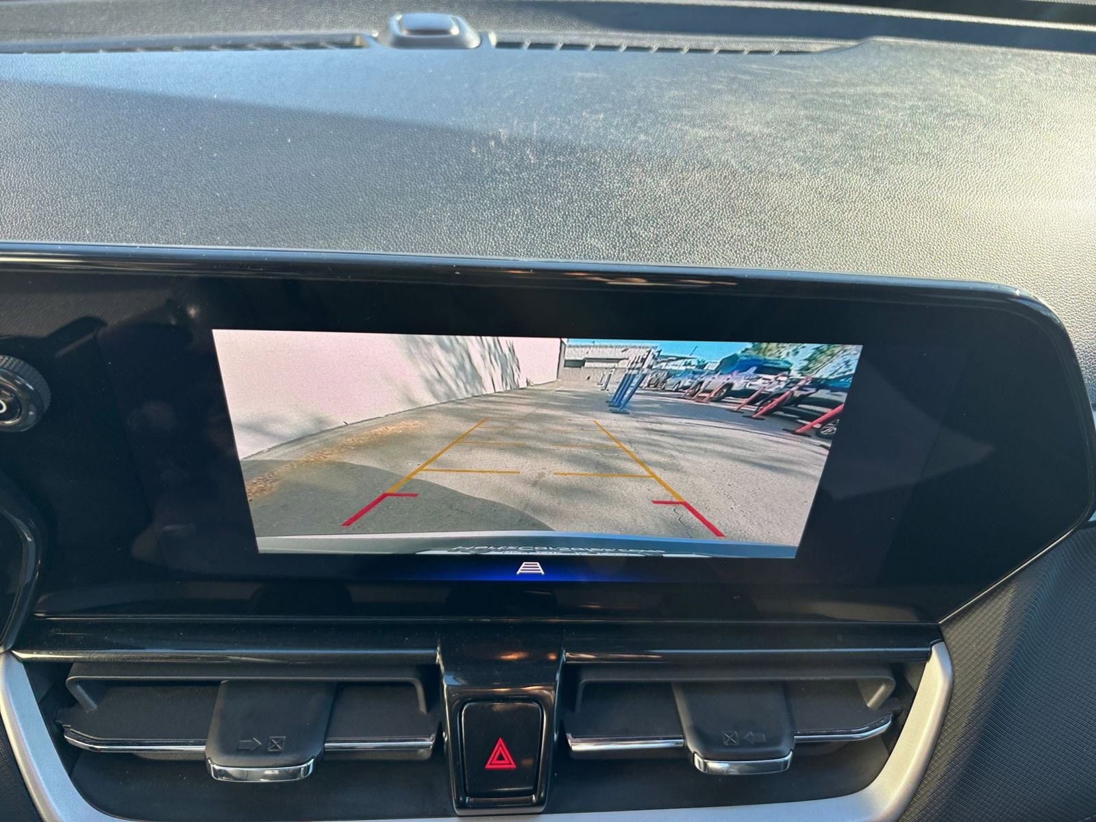 Thumbnail: 2025 Chevrolet TrailBlazer - 17