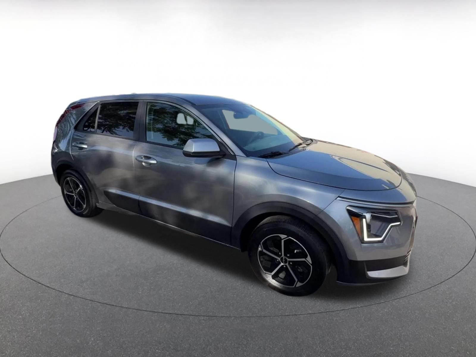 Thumbnail: 2026 Kia Niro - 2