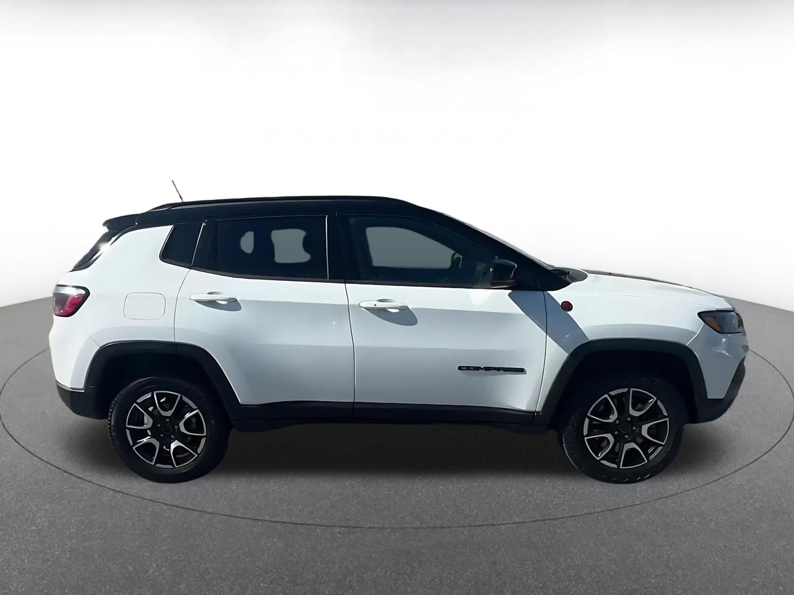 Thumbnail: 2025 Jeep Compass - 16