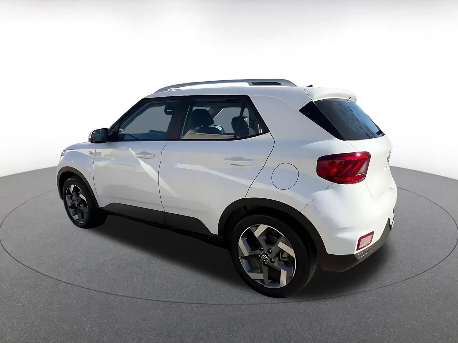 Thumbnail: 2025 Hyundai Venue - 10