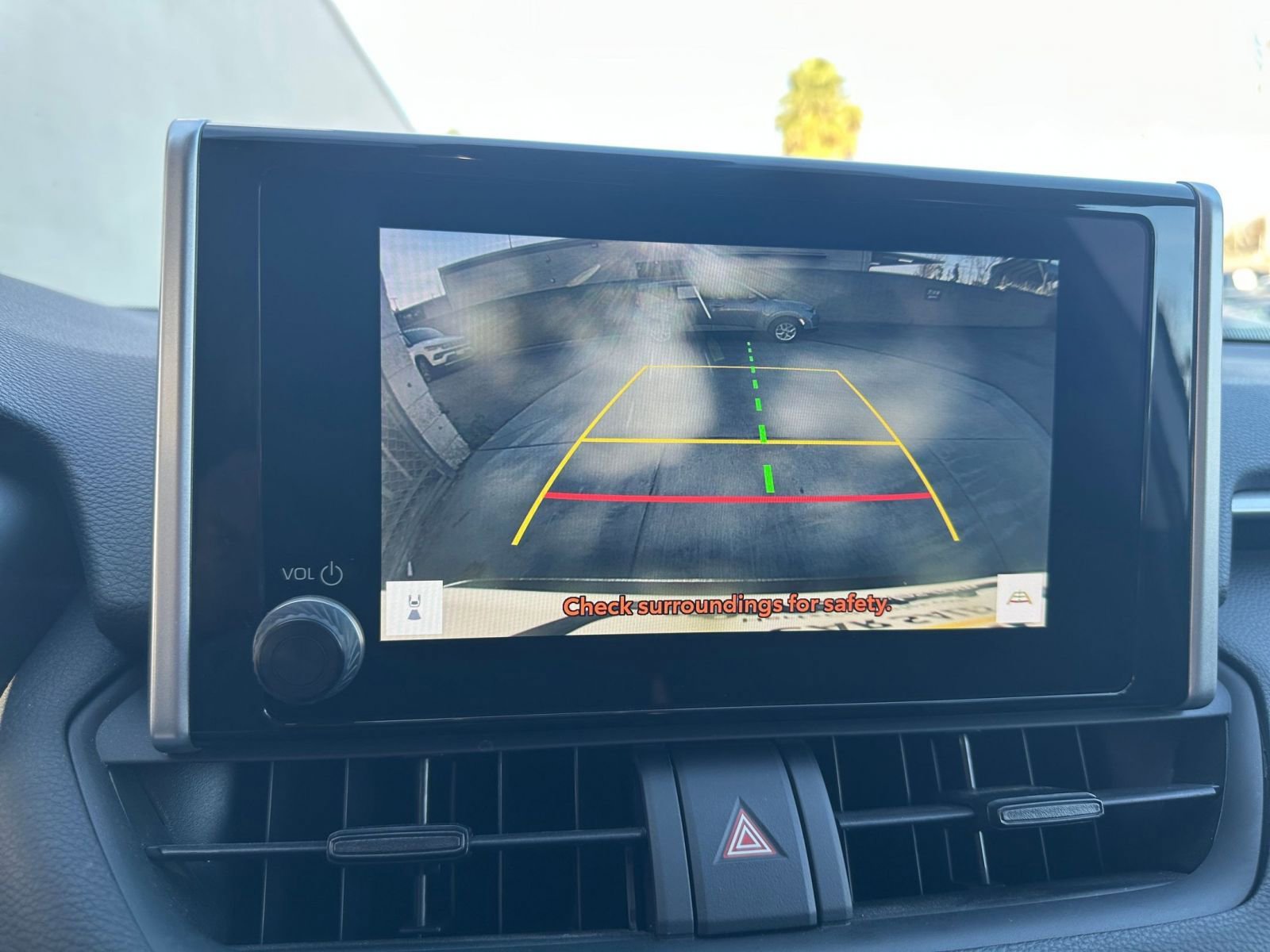 Thumbnail: 2025 Toyota RAV4 - 25